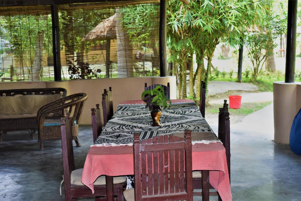 Mango Tree Lodge Bardiya Luaran gambar
